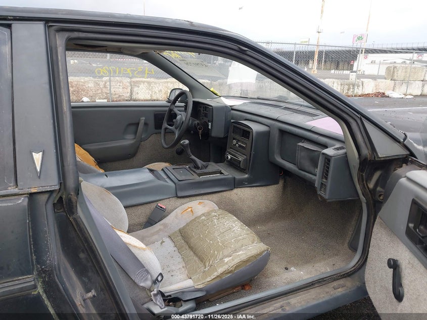 1G2PM37R1GP272877 1986 PONTIAC FIERO photo no. 5