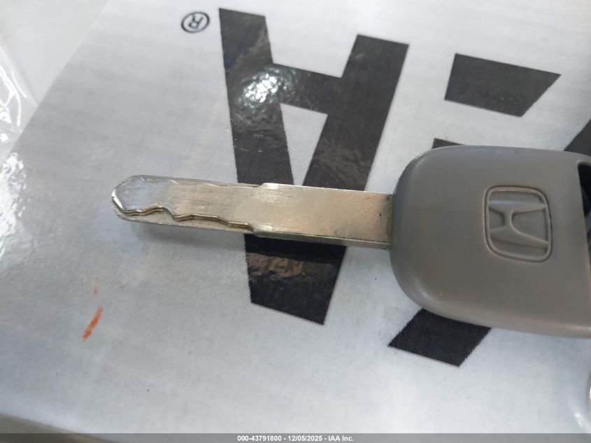 2004 Honda Odyssey Ex-L VIN: 5FNRL18944B093717 Lot: 43791800