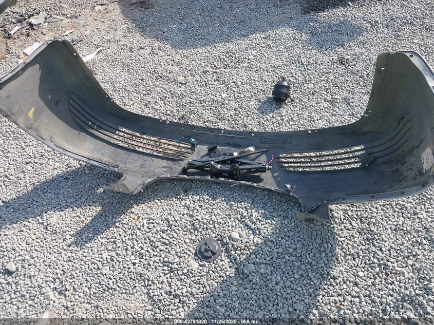 2007 Buick Lucerne Cx VIN: 1G4HP57277U142007 Lot: 43791820