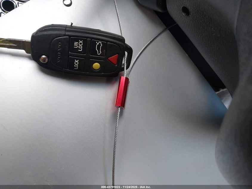 2007 Volvo Xc70 2.5T VIN: YV4SZ592771285586 Lot: 43791823