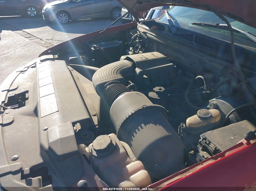 2000 Ford F-150 Lariat/Work Series/Xl/Xlt VIN: 1FTRX17W2YKA51244 Lot: 43791839