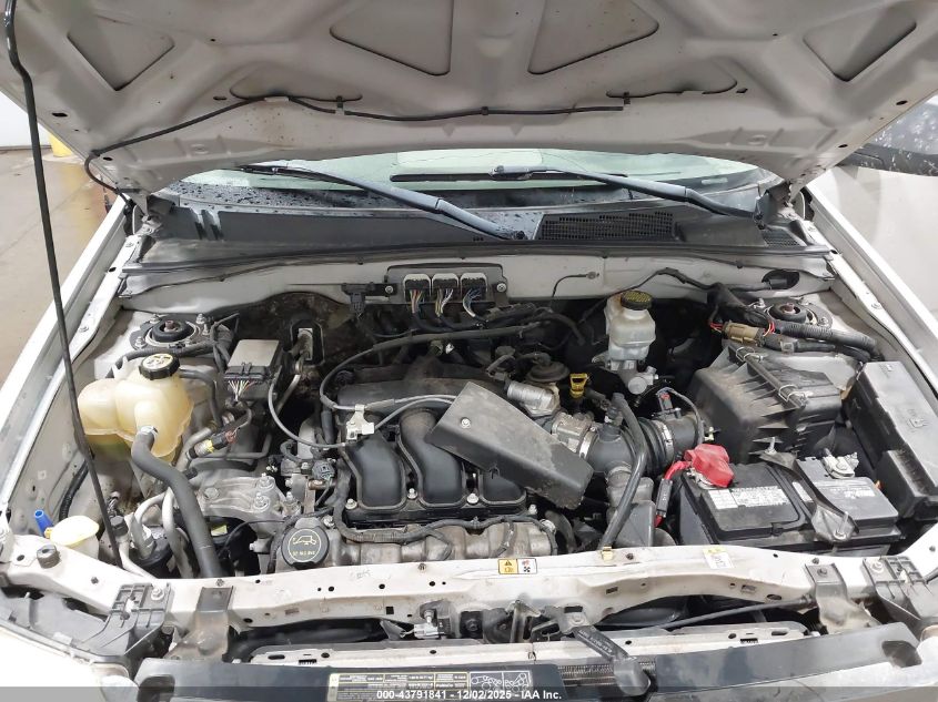 2008 Ford Escape Xlt VIN: 1FMCU93128KD56570 Lot: 43791841