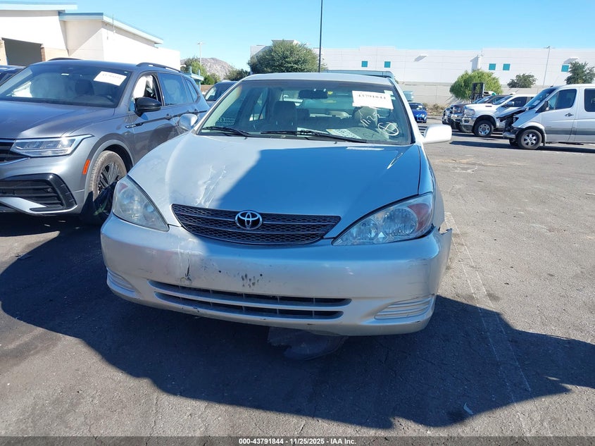 2003 Toyota Camry Le VIN: 4T1BE32K43U194647 Lot: 43791844