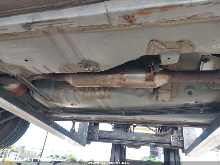 2003 Toyota Camry Le VIN: 4T1BE32K43U194647 Lot: 43791844