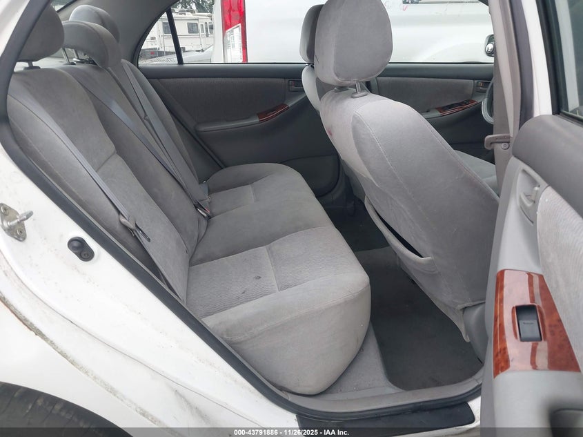 2005 Toyota Corolla Le VIN: 1NXBR32E55Z358523 Lot: 43791886