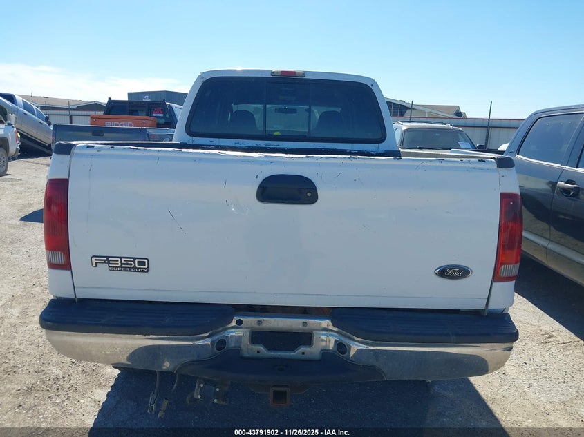 2003 Ford F-350 Lariat/Xl/Xlt VIN: 1FTSW31FX3EA73637 Lot: 43791902