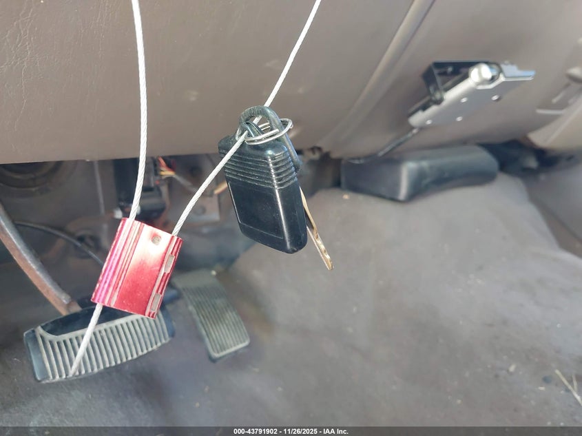 2003 Ford F-350 Lariat/Xl/Xlt VIN: 1FTSW31FX3EA73637 Lot: 43791902