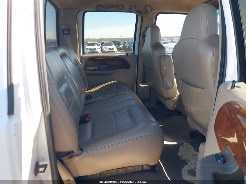 2003 Ford F-350 Lariat/Xl/Xlt VIN: 1FTSW31FX3EA73637 Lot: 43791902