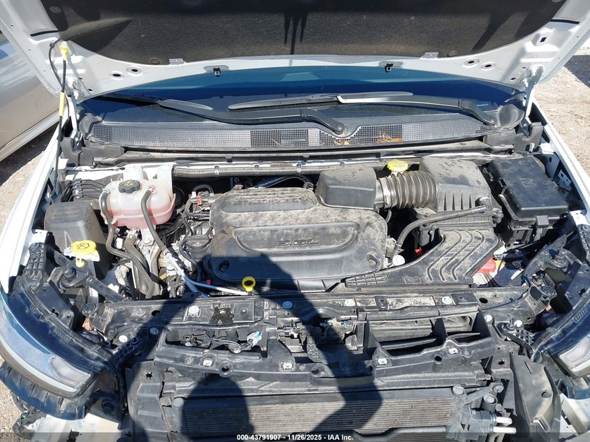 2025 Chrysler Pacifica Select VIN: 2C4RC1BGXSR539166 Lot: 43791907