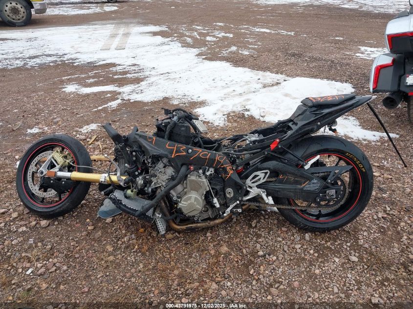 2016 BMW S 1000 Rr VIN: WB10D2104GZ354329 Lot: 43791975