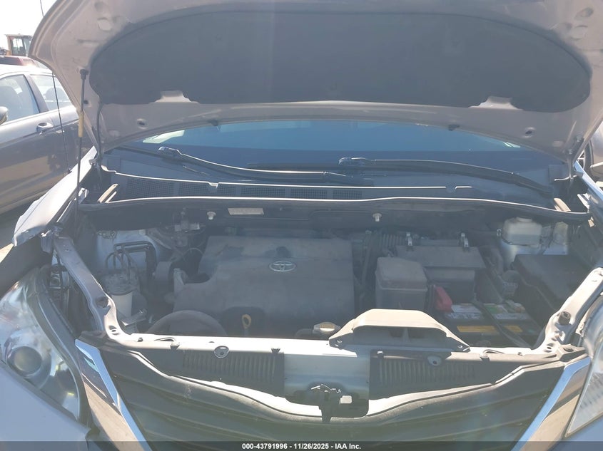 2011 Toyota Sienna Le V6 VIN: 5TDKK3DC0BS164986 Lot: 43791996