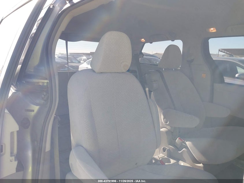 2011 Toyota Sienna Le V6 VIN: 5TDKK3DC0BS164986 Lot: 43791996