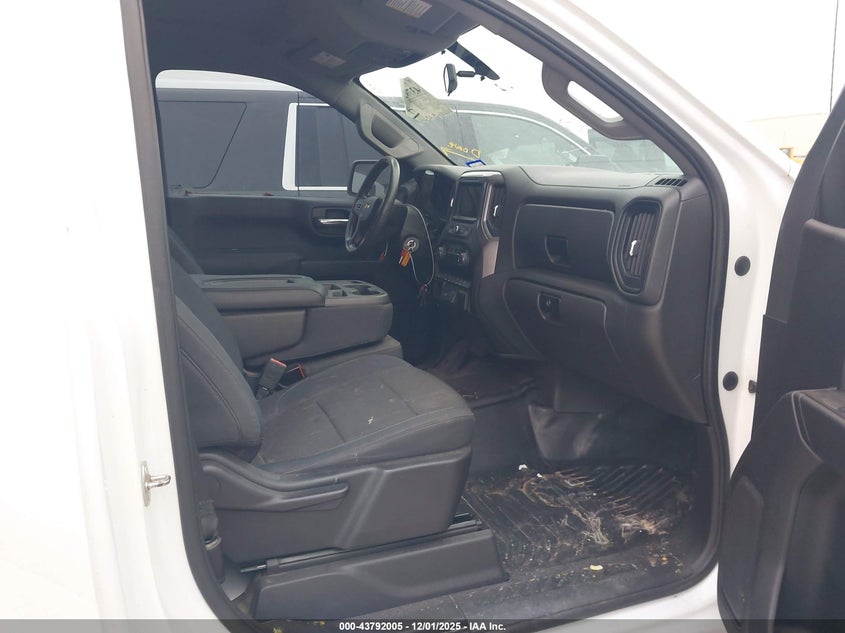 3GCNWAEH0KG270580 2019 CHEVROLET SILVERADO photo no. 5