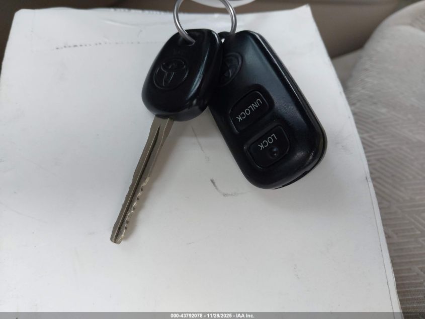 2001 Toyota Highlander V6 VIN: JTEGF21A010027230 Lot: 43792078