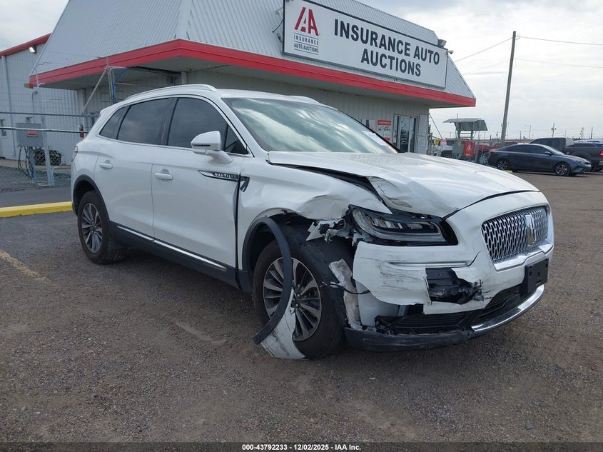 Vin: 2lmpj8j93pbl25645, lot: 44287680, lincoln nautilus standard 2023 img_1