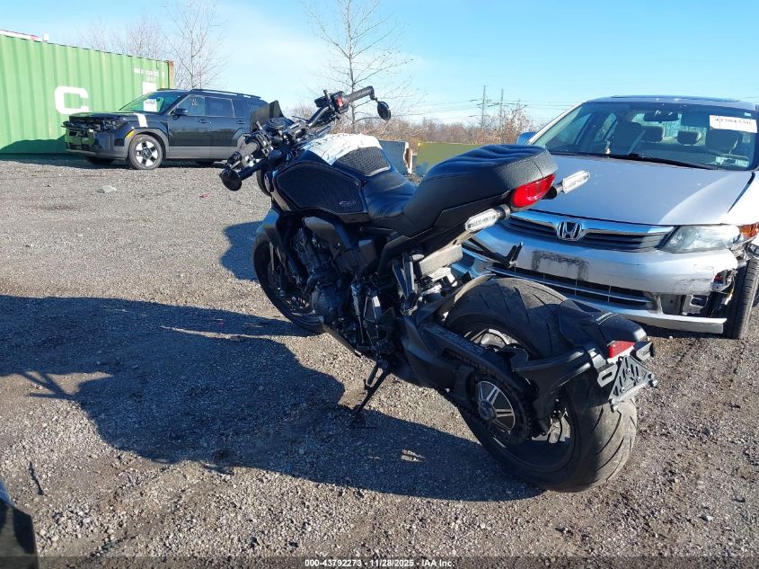 JH2SC8015MK300299 2021 HONDA CB photo no. 3