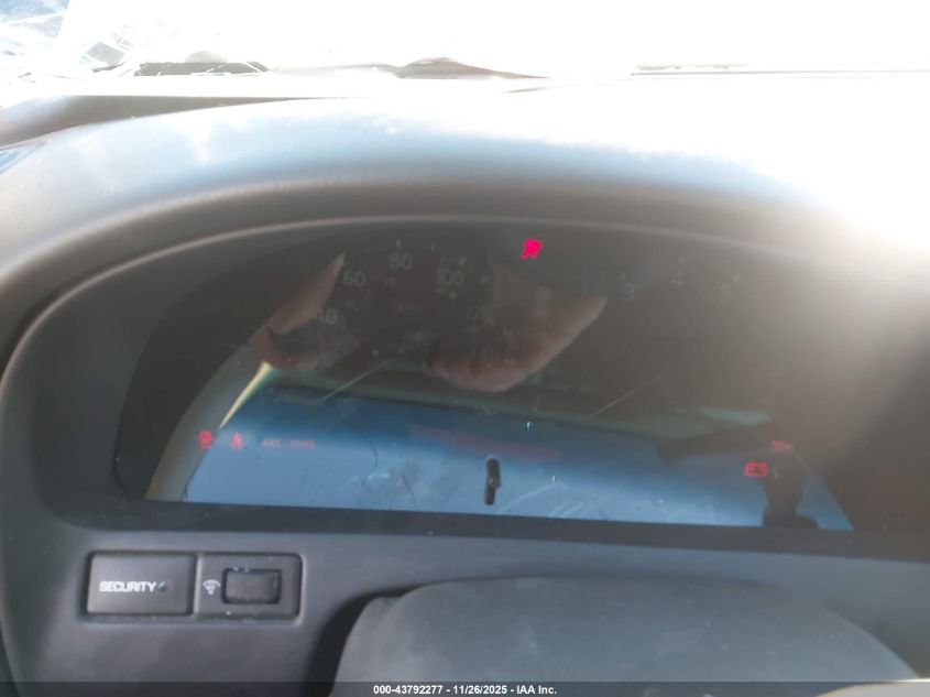 2001 Infiniti I30 Luxury VIN: JNKCA31A31T007364 Lot: 43792277