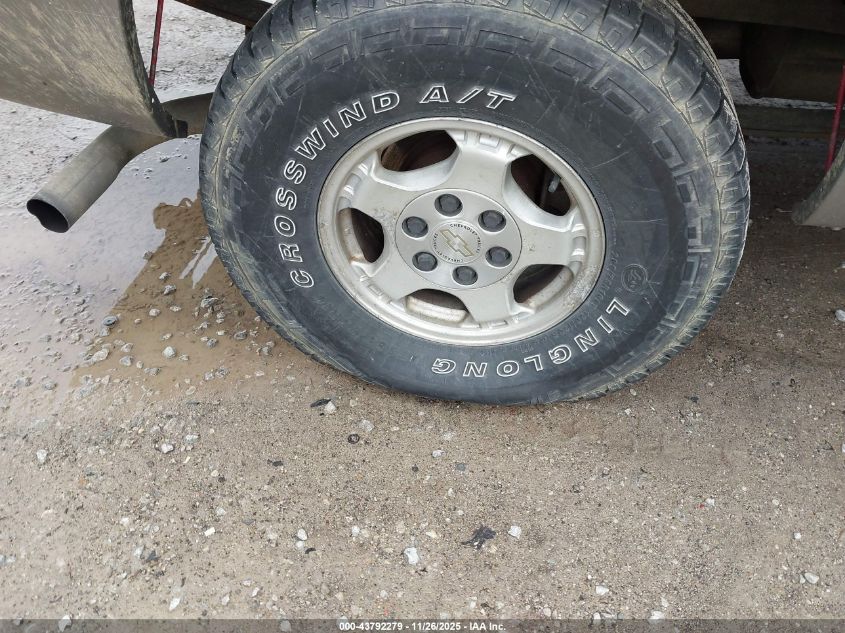 2000 Chevrolet Silverado 1500 Ls VIN: 2GCEK19T9Y1212706 Lot: 43792279