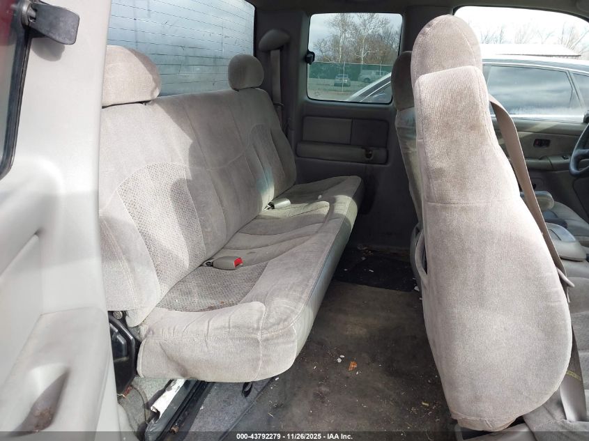 2000 Chevrolet Silverado 1500 Ls VIN: 2GCEK19T9Y1212706 Lot: 43792279