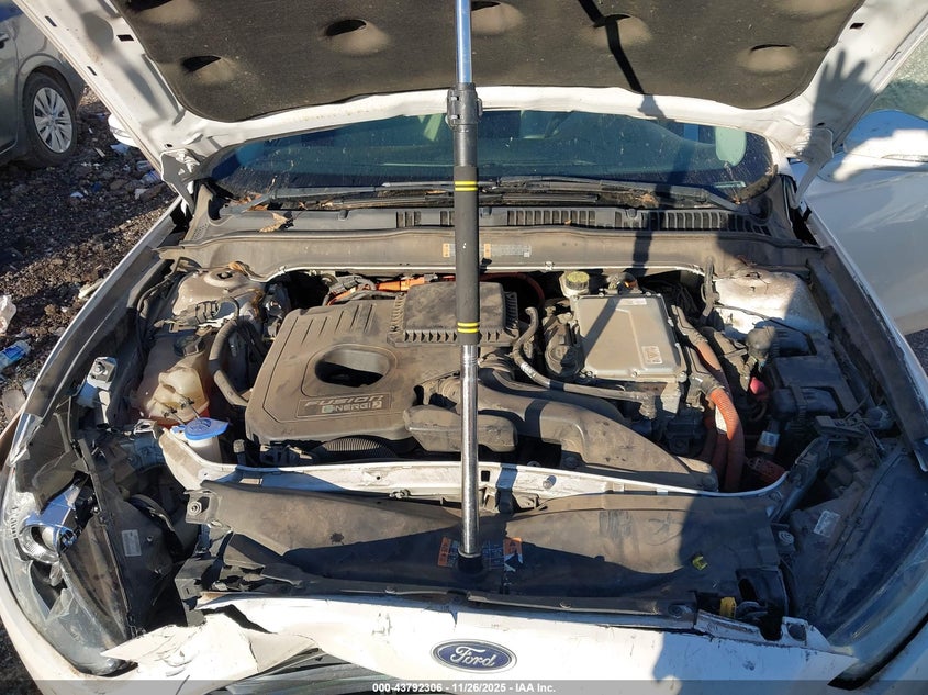 2014 Ford Fusion Energi Titanium VIN: 3FA6P0SU0ER357441 Lot: 43792306