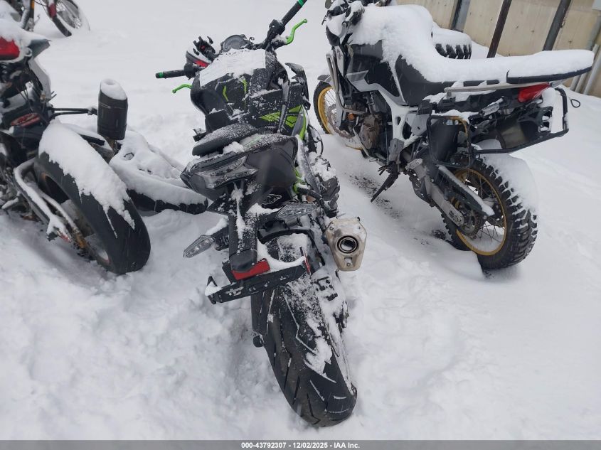 2017 Kawasaki Zr900 VIN: JKAZR2B1XHDA17663 Lot: 43792307