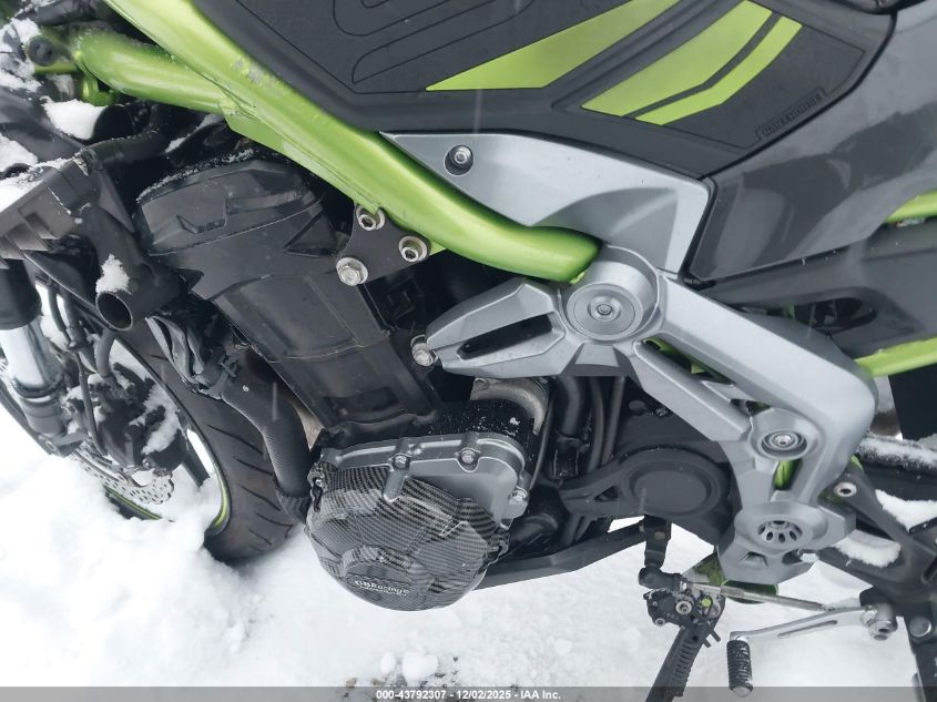 2017 Kawasaki Zr900 VIN: JKAZR2B1XHDA17663 Lot: 43792307