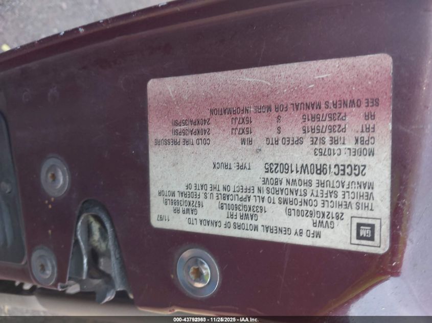 1998 Chevrolet C1500 Fleetside VIN: 2GCEC19R0W1160235 Lot: 43792363