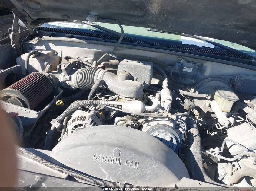 1999 Chevrolet Suburban 1500 Lt VIN: 3GNEC16R6XG226226 Lot: 43792368