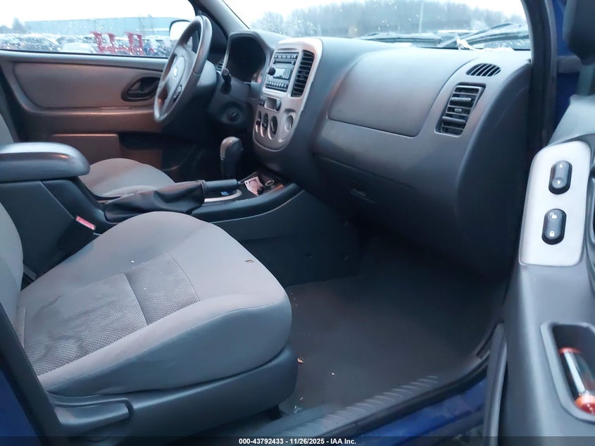 1FMYU03186KB99223 2006 FORD ESCAPE photo no. 5