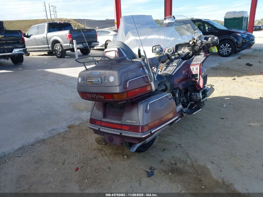 1HFSC2203KA109970 1989 HONDA GL photo no. 4