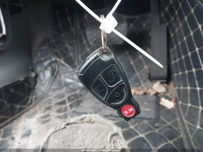 1998 Mercedes-Benz E 430 VIN: WDBJF70F4WA696539 Lot: 43792487