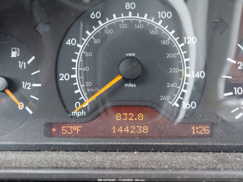 1998 Mercedes-Benz E 430 VIN: WDBJF70F4WA696539 Lot: 43792487