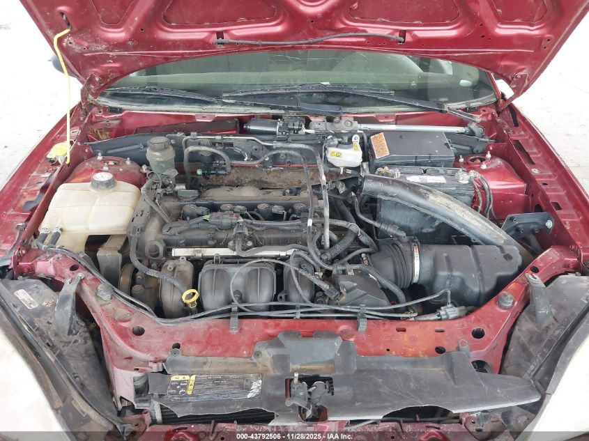 2005 Ford Focus Zx3 VIN: 3FAFP31NX5R102792 Lot: 43792506