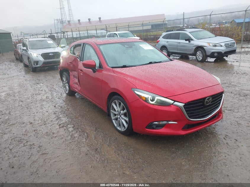 MAZDA 3 GRAND TOURING