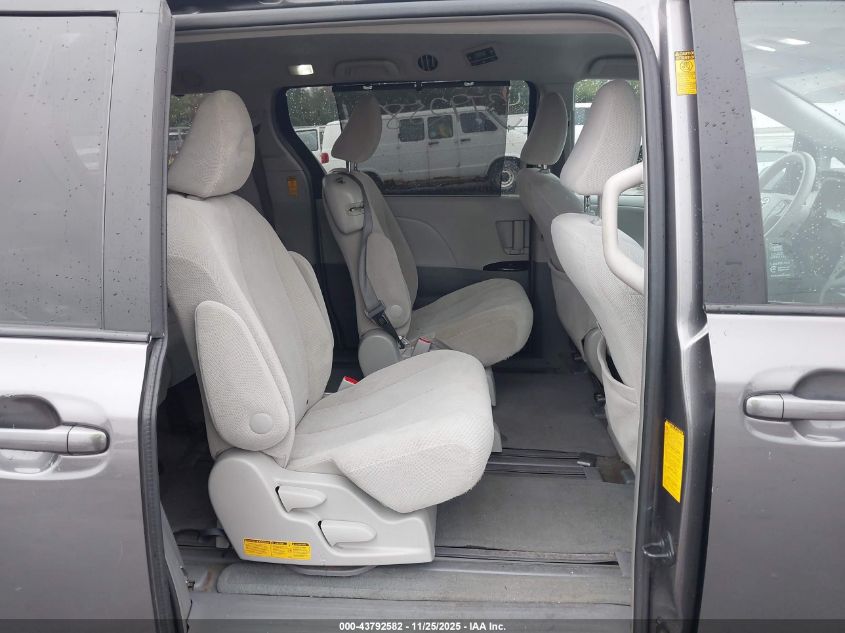 2014 Toyota Sienna Le V6 8 Passenger VIN: 5TDKK3DC6ES418253 Lot: 43792582