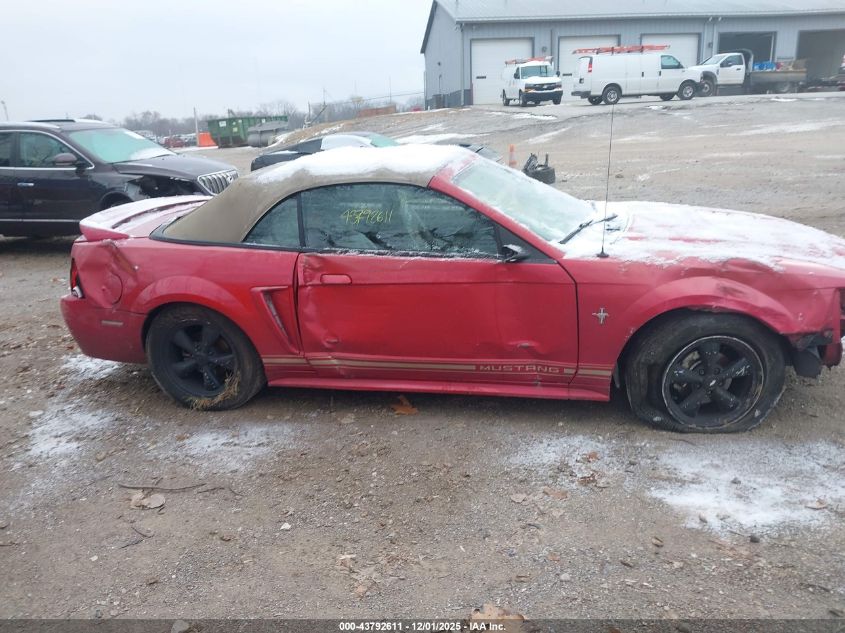 2000 Ford Mustang VIN: 1FAFP4440YF218593 Lot: 43792611