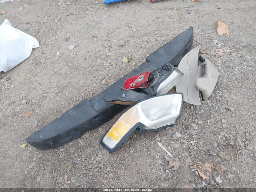 2000 Ford Mustang VIN: 1FAFP4440YF218593 Lot: 43792611