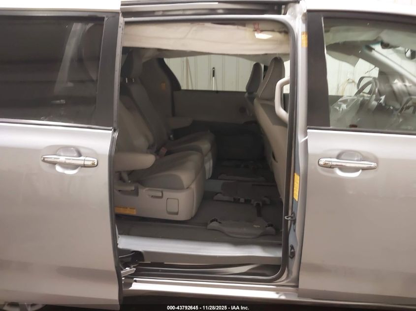 2014 Toyota Sienna Limited V6 7 Passenger VIN: 5TDYK3DC7ES498172 Lot: 43792645