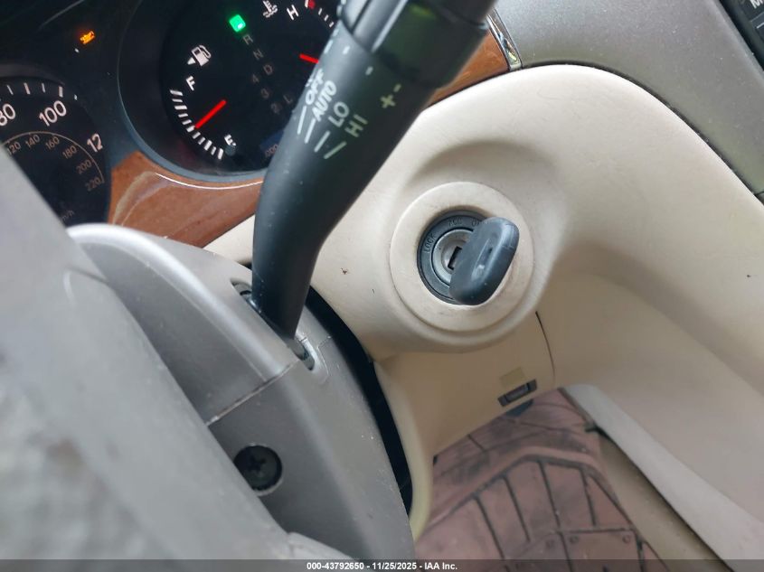 2005 Lexus Es 330 VIN: JTHBA30G355083596 Lot: 43792650