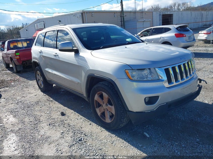 JEEP GRAND CHEROKEE LAREDO