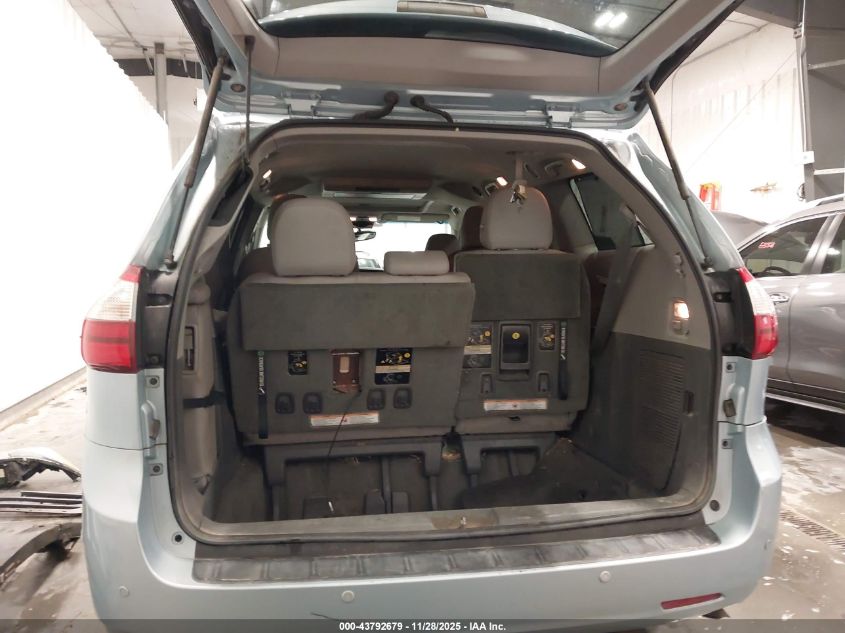 2015 Toyota Sienna Xle Premium 8 Passenger VIN: 5TDYK3DC8FS539197 Lot: 43792679