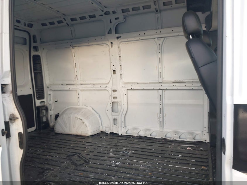 2023 Ram Promaster 1500 High Roof 136 Wb VIN: 3C6LRVBGXPE547912 Lot: 43792680