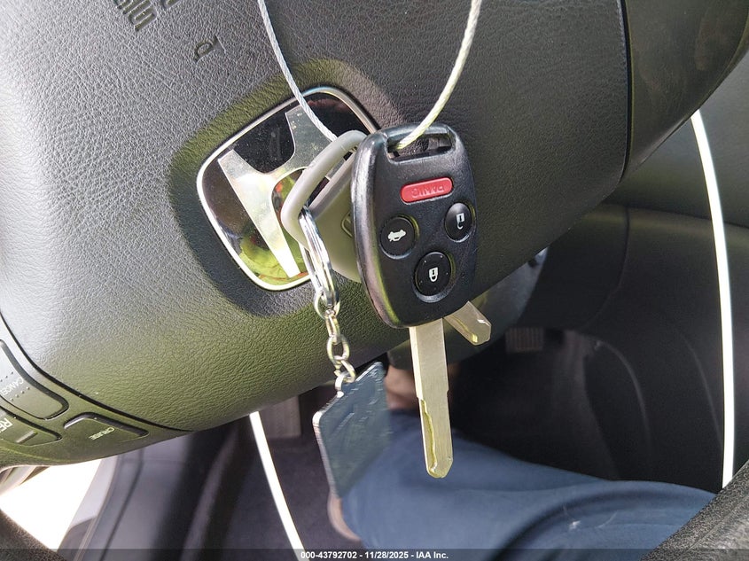 2005 Honda Accord 2.4 Lx VIN: 1HGCM56435A190095 Lot: 43792702