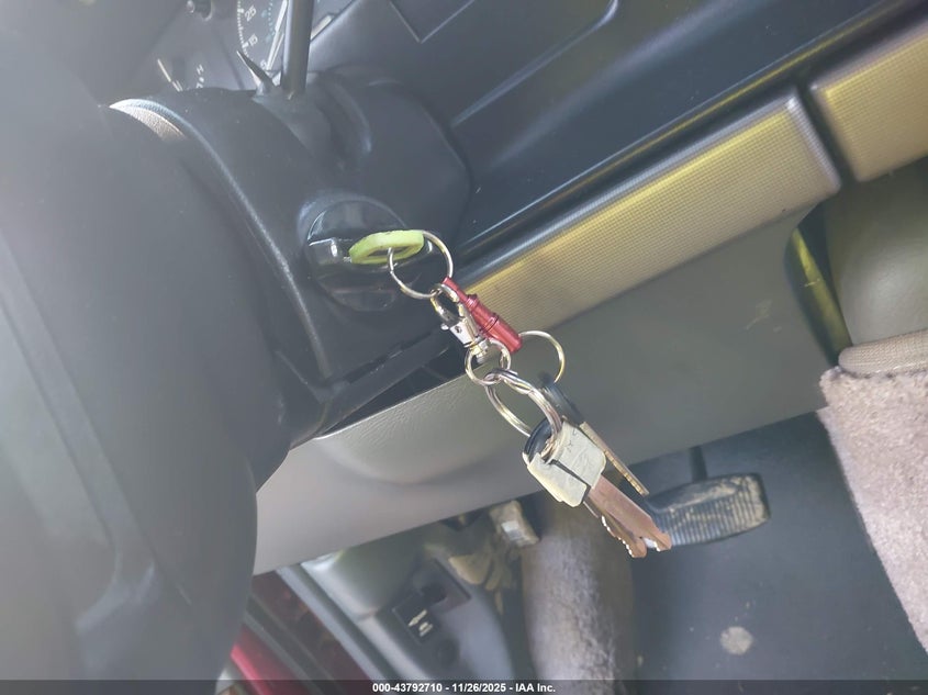 1993 Ford Econoline E150 Van VIN: 1FDEE14N4PHB76317 Lot: 43792710