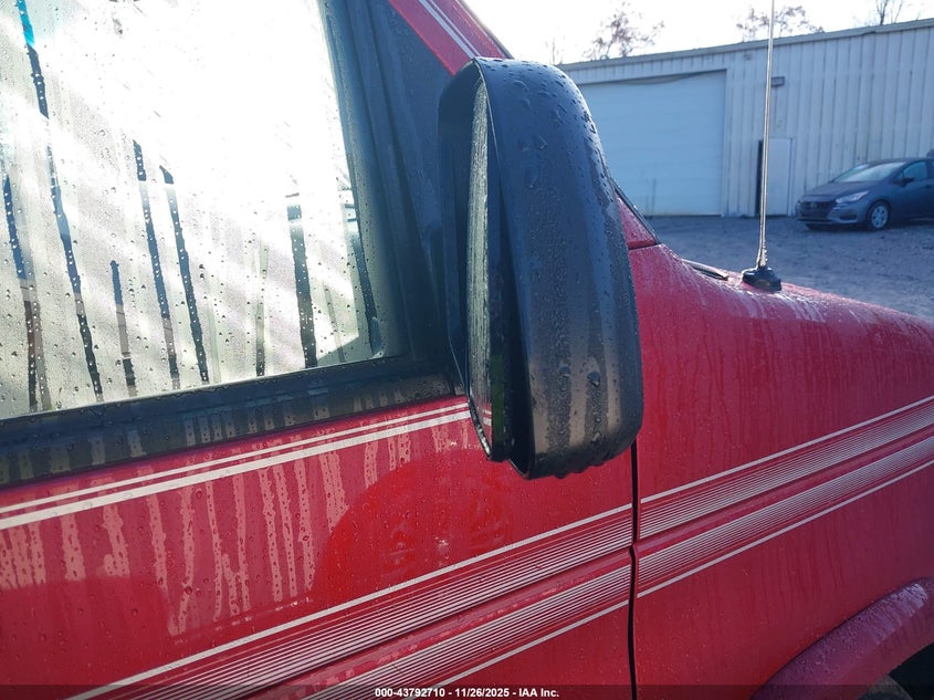 1993 Ford Econoline E150 Van VIN: 1FDEE14N4PHB76317 Lot: 43792710