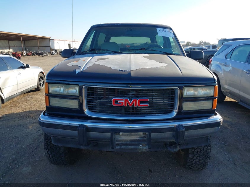 1994 GMC Yukon VIN: 1GKEK18K8RJ767828 Lot: 43792730