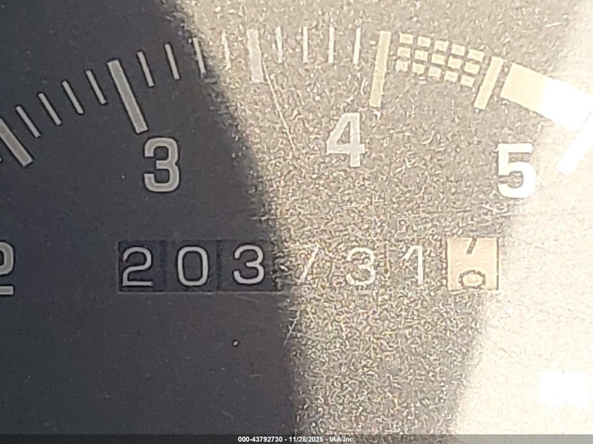 1994 GMC Yukon VIN: 1GKEK18K8RJ767828 Lot: 43792730