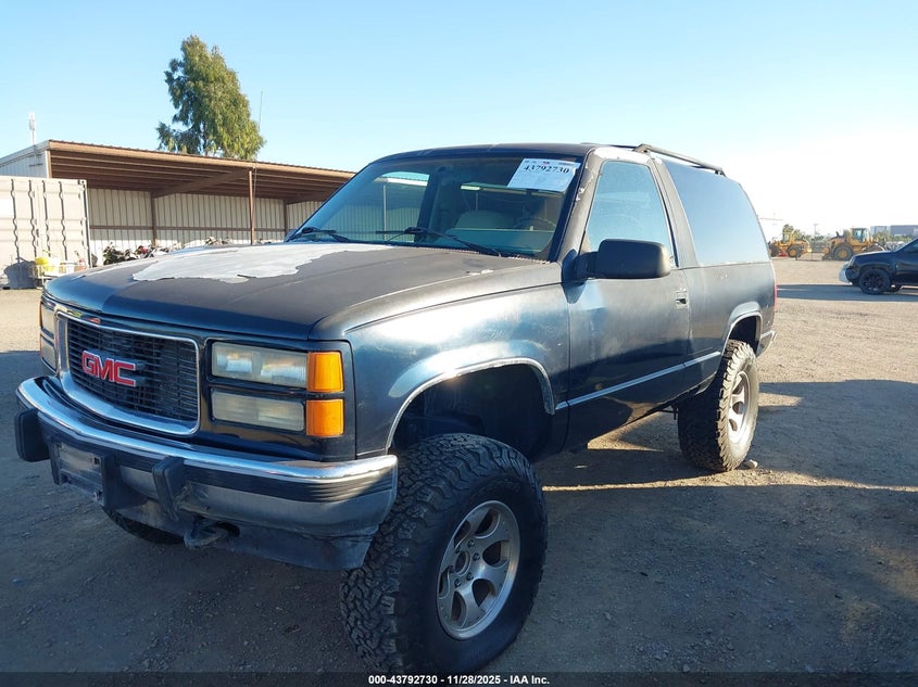 1994 GMC Yukon VIN: 1GKEK18K8RJ767828 Lot: 43792730