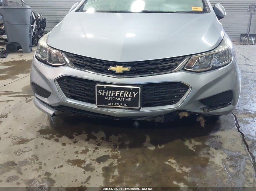 2018 Chevrolet Cruze Ls Auto VIN: 1G1BC5SM7J7121963 Lot: 43792761