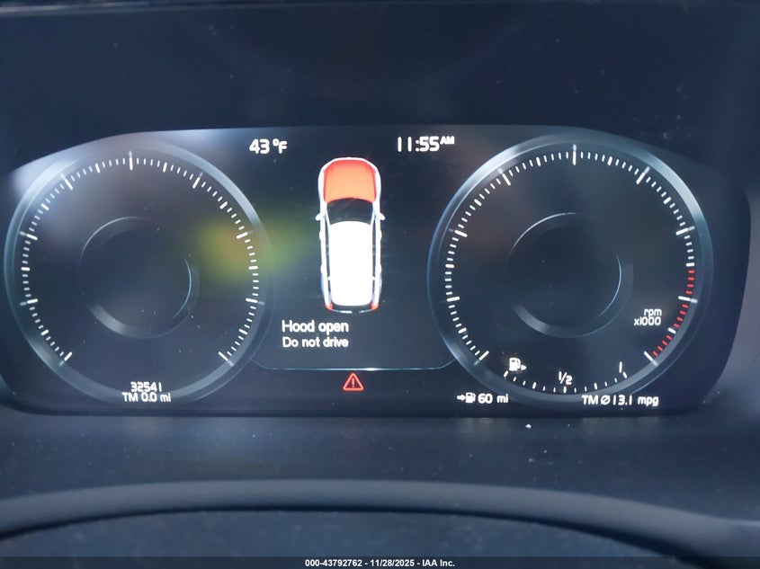 2022 Volvo Xc90 T5 Momentum 7 Passenger VIN: YV4102PK9N1868570 Lot: 43792762